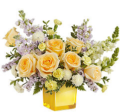 Teleflora's Sunshine Dreams Bouquet