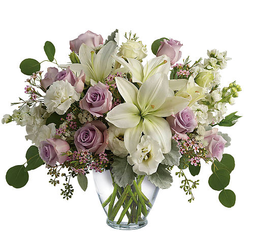Teleflora's Lovely Luxe Bouquet