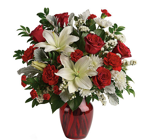 Teleflora's Visions Of Love Bouquet