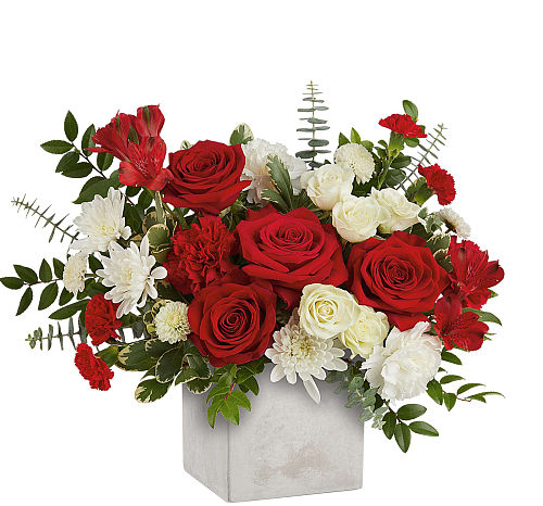 Teleflora's Loves Me Bouquet